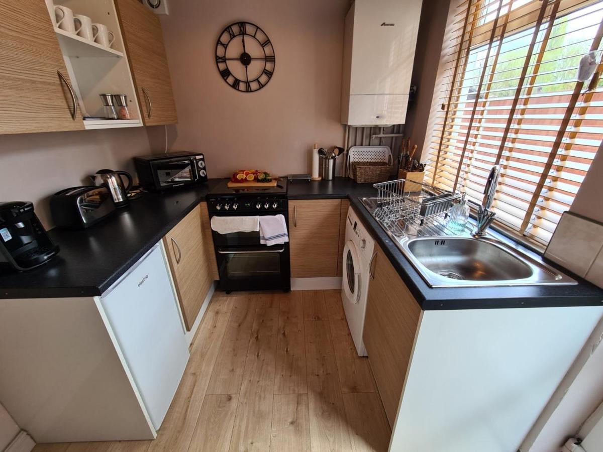 Rumer Hill House A Unique Boutique Styled Place To Stay In Cannock Close To A5 The Mcarthur Glen Outlet Great Wyrley Exterior foto